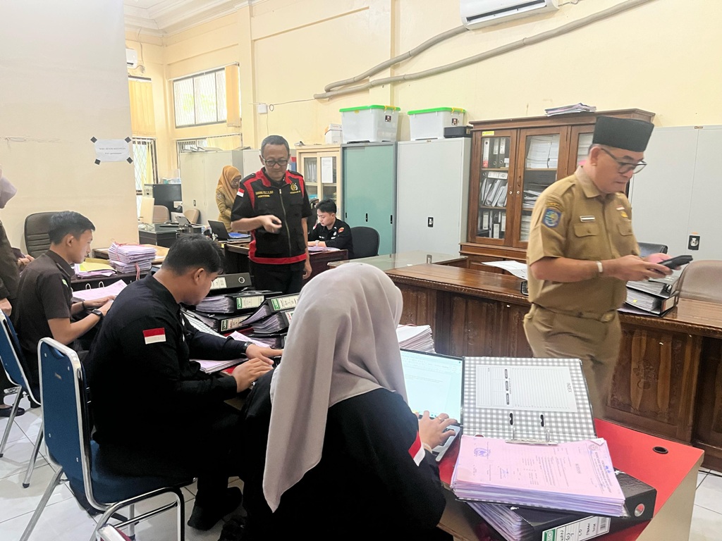 Dugaan Korupsi Rp Miliaran di Setwan DPRD Bengkulu: 200 Saksi Diperiksa, Aliran Uang Ditelusuri!