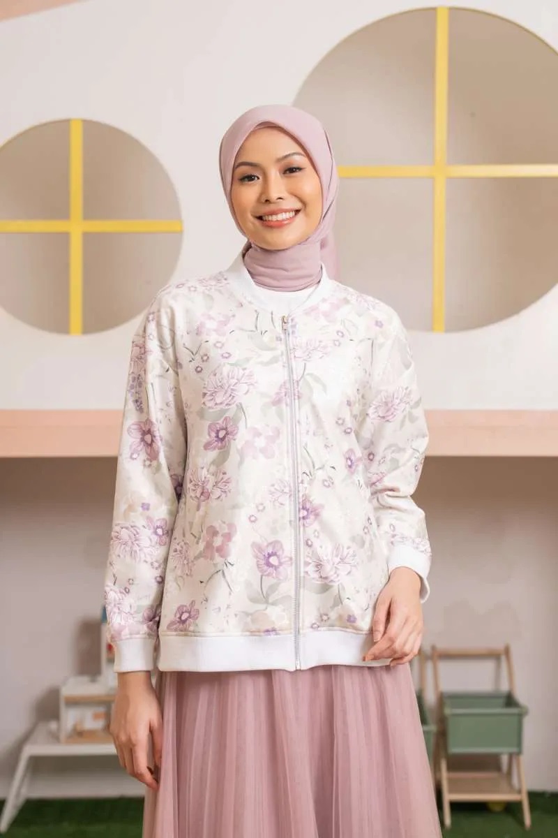 Ada Wearing Klamby! Intip 7 Rekomendasi Brand Baju Muslimah Asli Indonesia