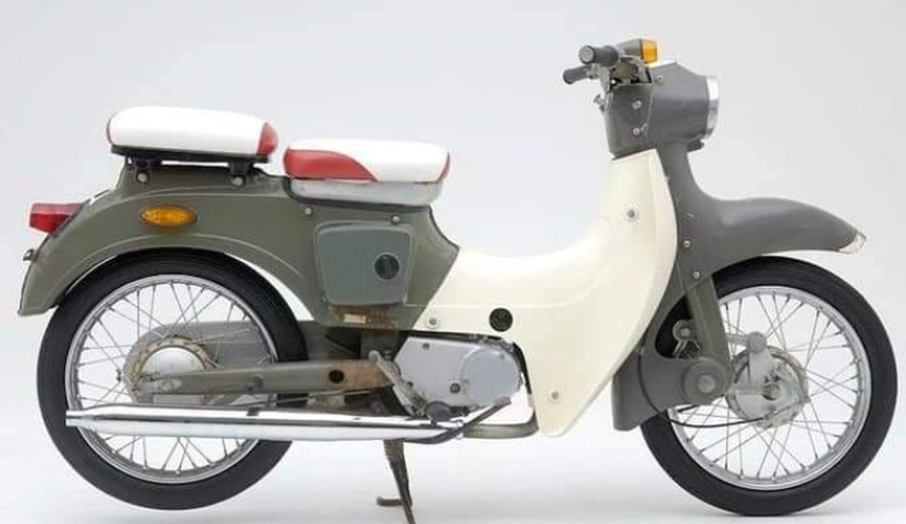 Menggunakan Monoshock, Super Cub Retro Ini Keluaran Kawasaki Tahun 1961