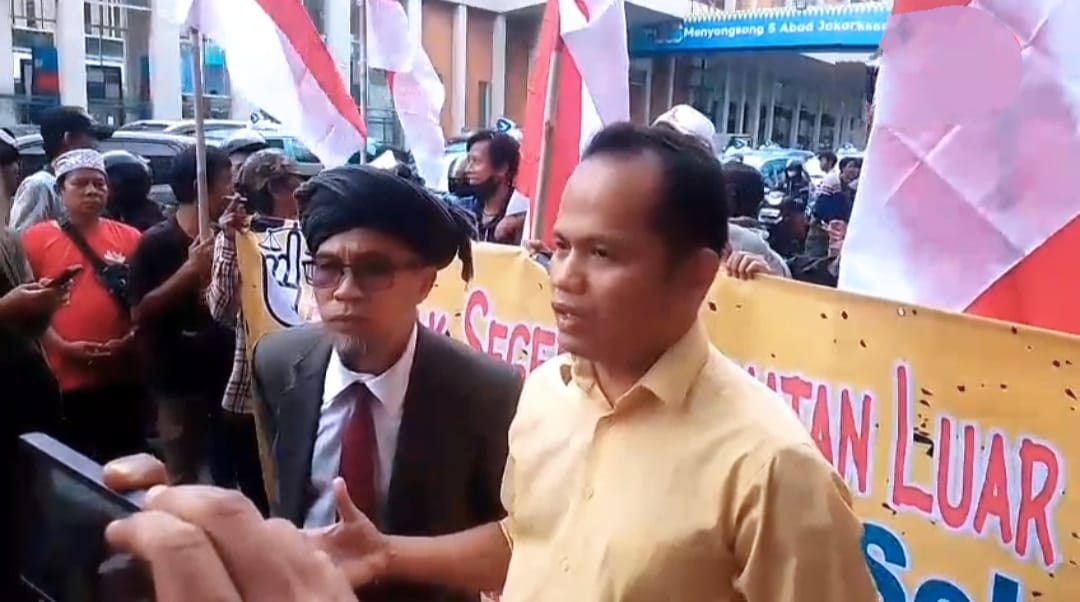 Paslon Suryatati–Ii Sumirat Resmi Serahkan Perbaikan Gugatan ke MK, Tunggu BRPK untuk Sidang