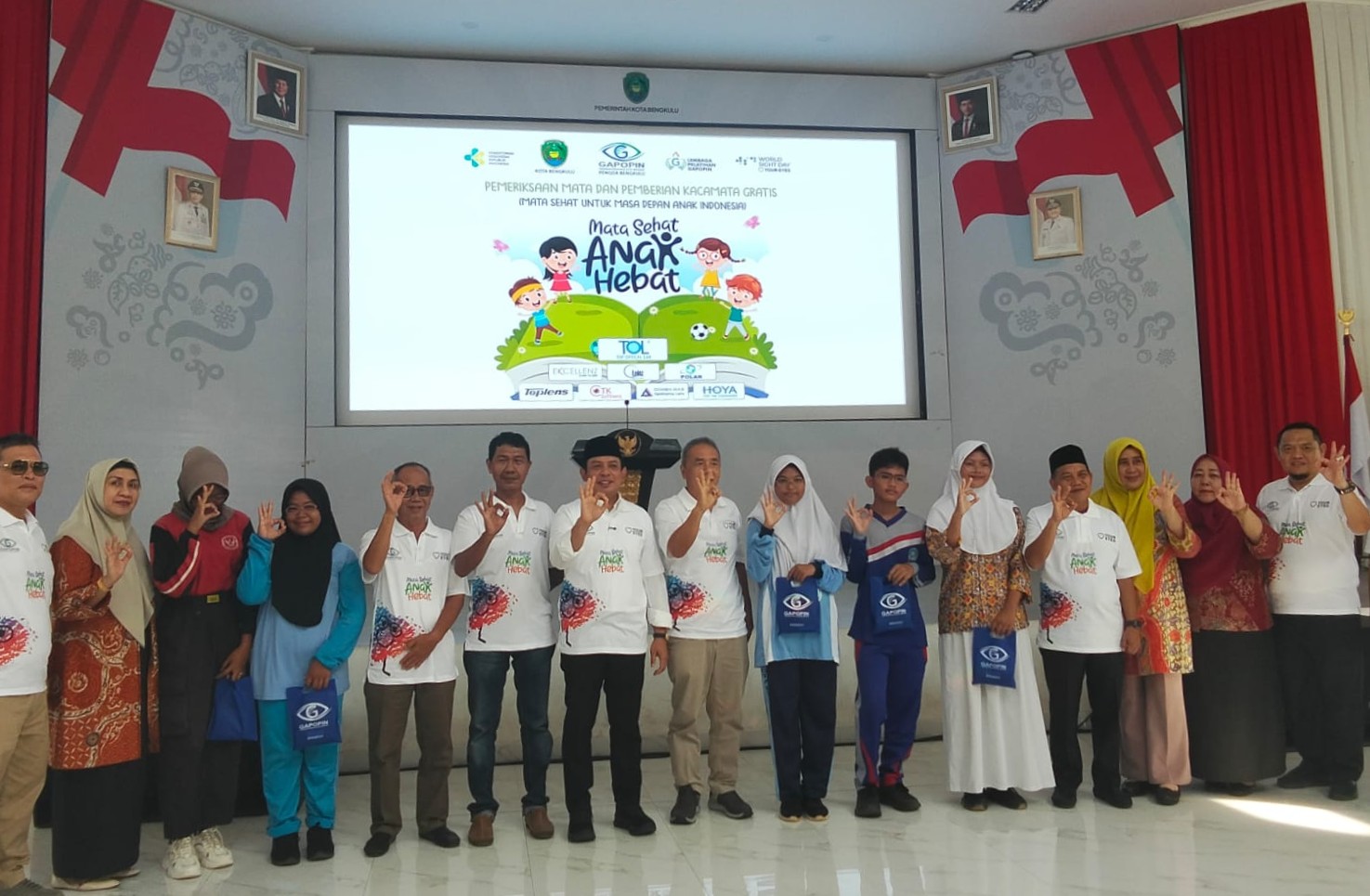 179 Siswa di Bengkulu Dapat Kacamata Gratis, Pemkot dan GAPOPIN Kolaborasi Peduli Pendidikan