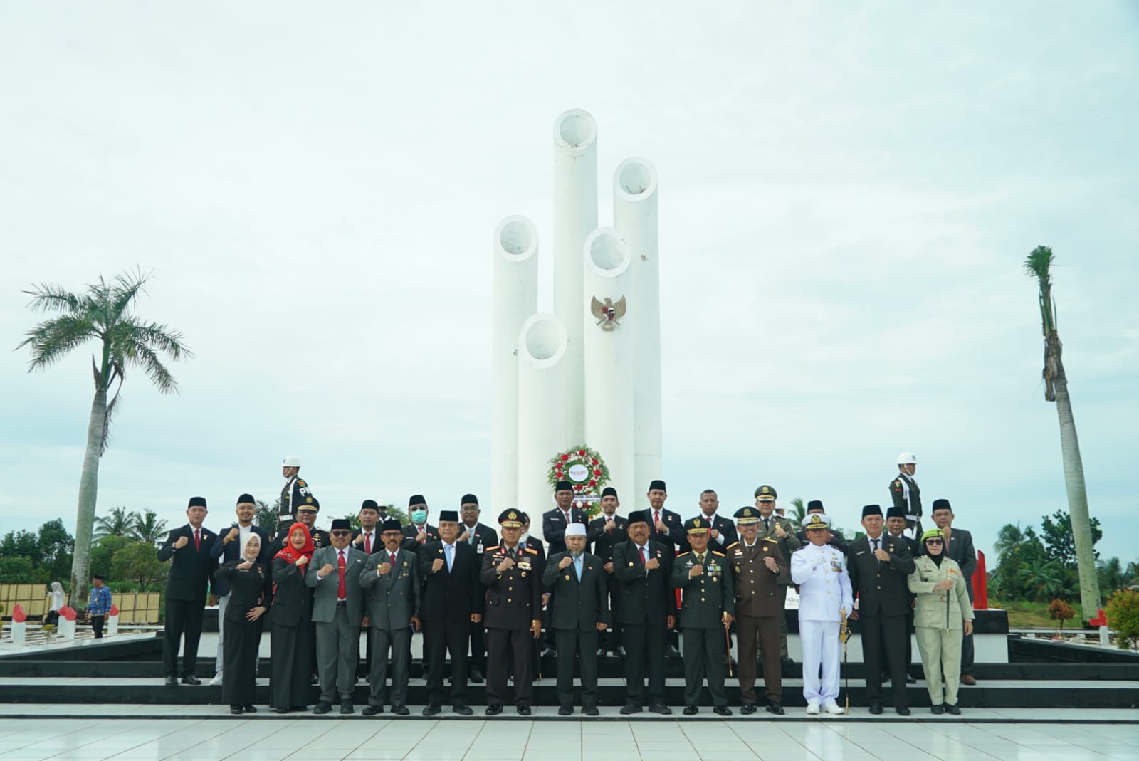 Peringati Hari Pahlawan, Gubernur Helmi Hasan Ajak Pemuda Jaga Semangat Merah Putih