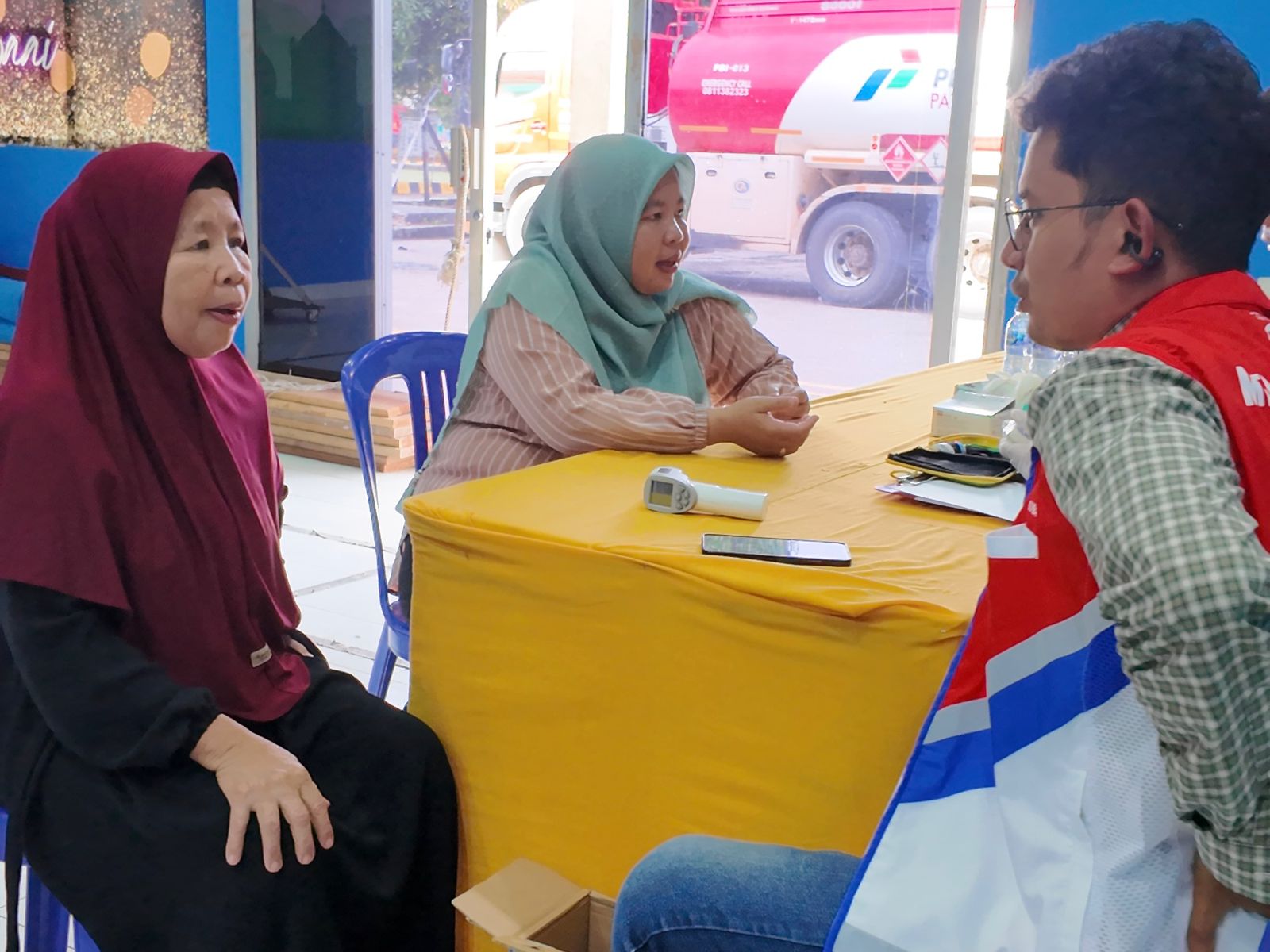 Pertamina Patra Niaga Regional Sumbagsel Hadirkan Layanan Kesehatan Gratis untuk Warga Sekitar FT Pulai Baai