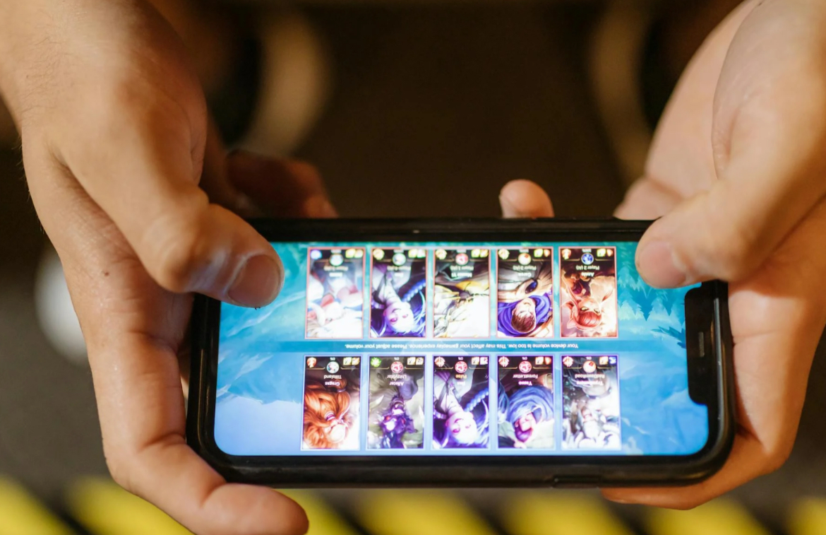 iPhone vs Android: Mana yang Lebih Baik untuk Gaming? Temukan Jawabannya di sini!