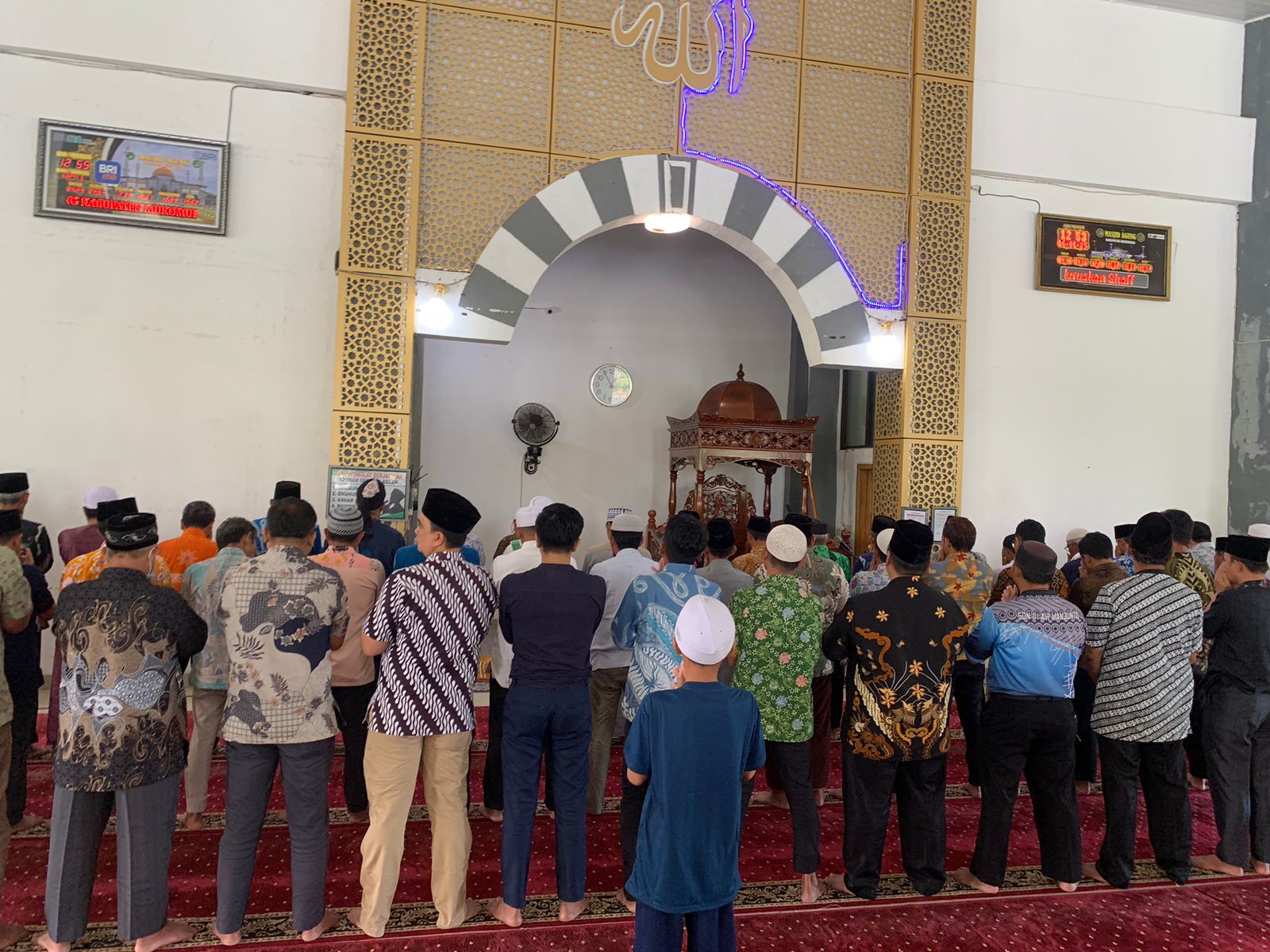 Pemkab Mukomuko Gelar Sholat Gaib dan Doa Bersama untuk Almarhum H. Ichwan Yunus