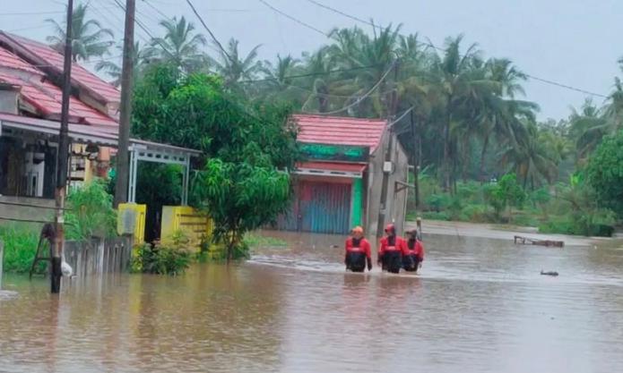 BPBD Siaga 24 Jam Amankan TPS Rawan Bencana di Kota Bengkulu saat Pilkada 2024, Kerahkan 51 Personel