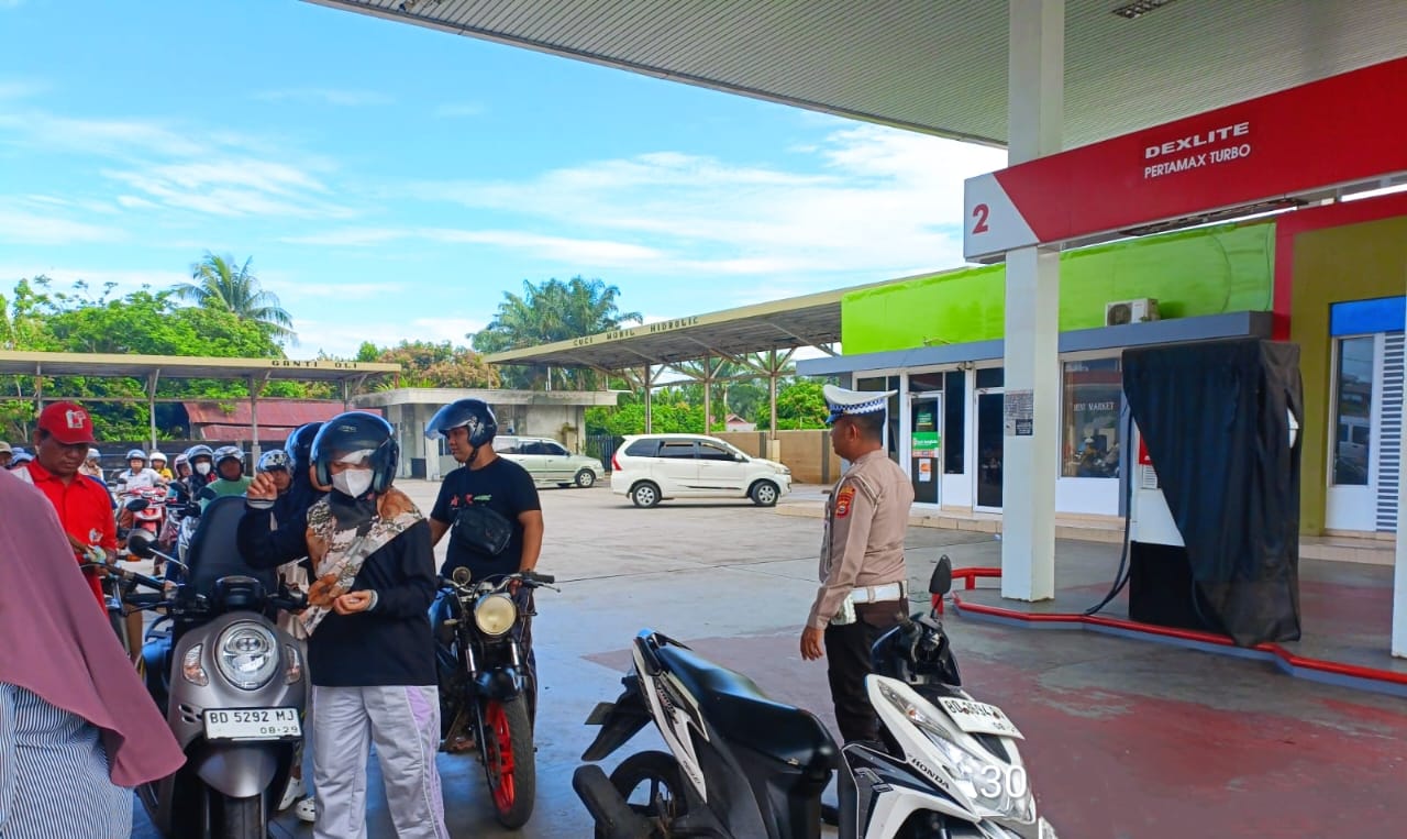 Polres Bengkulu Selatan Intensifkan Patroli di Tiga SPBU, Antrian BBM Kini Berangsur Normal