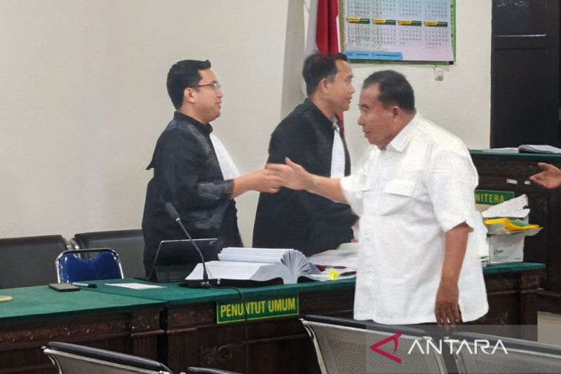Bando Amin Diperiksa dalam Sidang Korupsi Tanah GOR Kepahiang, Bantah Pernah Perintahkan Pengurangan