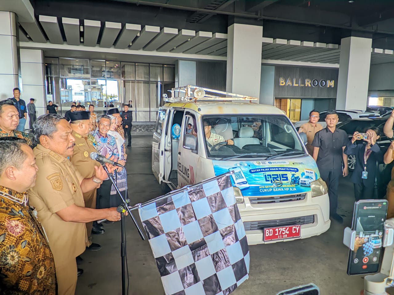 Samling Berbasis QRIS Resmi Diluncurkan, Pajak Kendaraan Kini Lebih Mudah