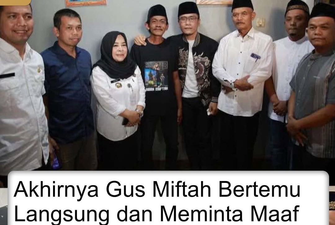 Gus Miftah Minta Maaf dan Langsung Datangi Kediaman Penjual Es Teh, Disambut Haru