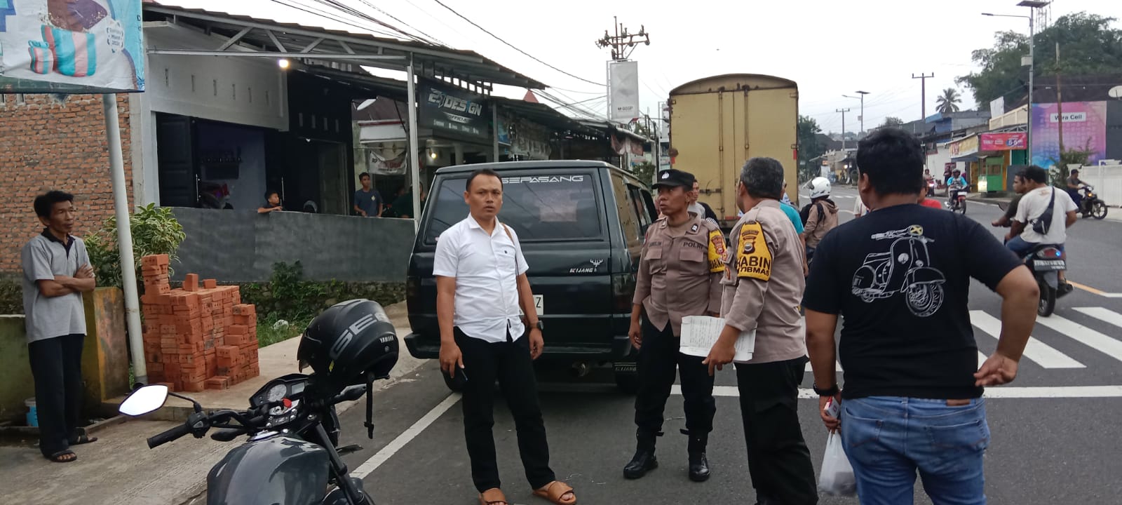 Aksi Pecah Kaca Mobil di Rejang Lebong Resahkan Pengendara, Polisi Lakukan Olah TKP untuk Buru Pelaku