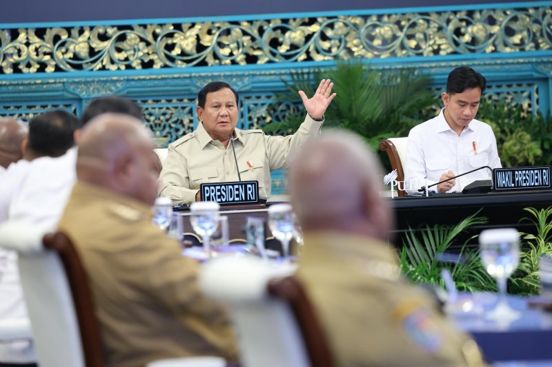 Prabowo Perintahkan Lumbung Pangan Dibangun hingga Tingkat Desa