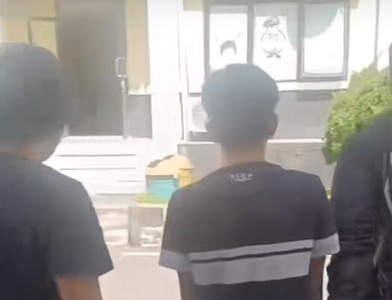 Topeng Agama di Balik Aksi Bejat, Kronologi 'Walid' Ponpes Baturaja Cabuli Santriwati