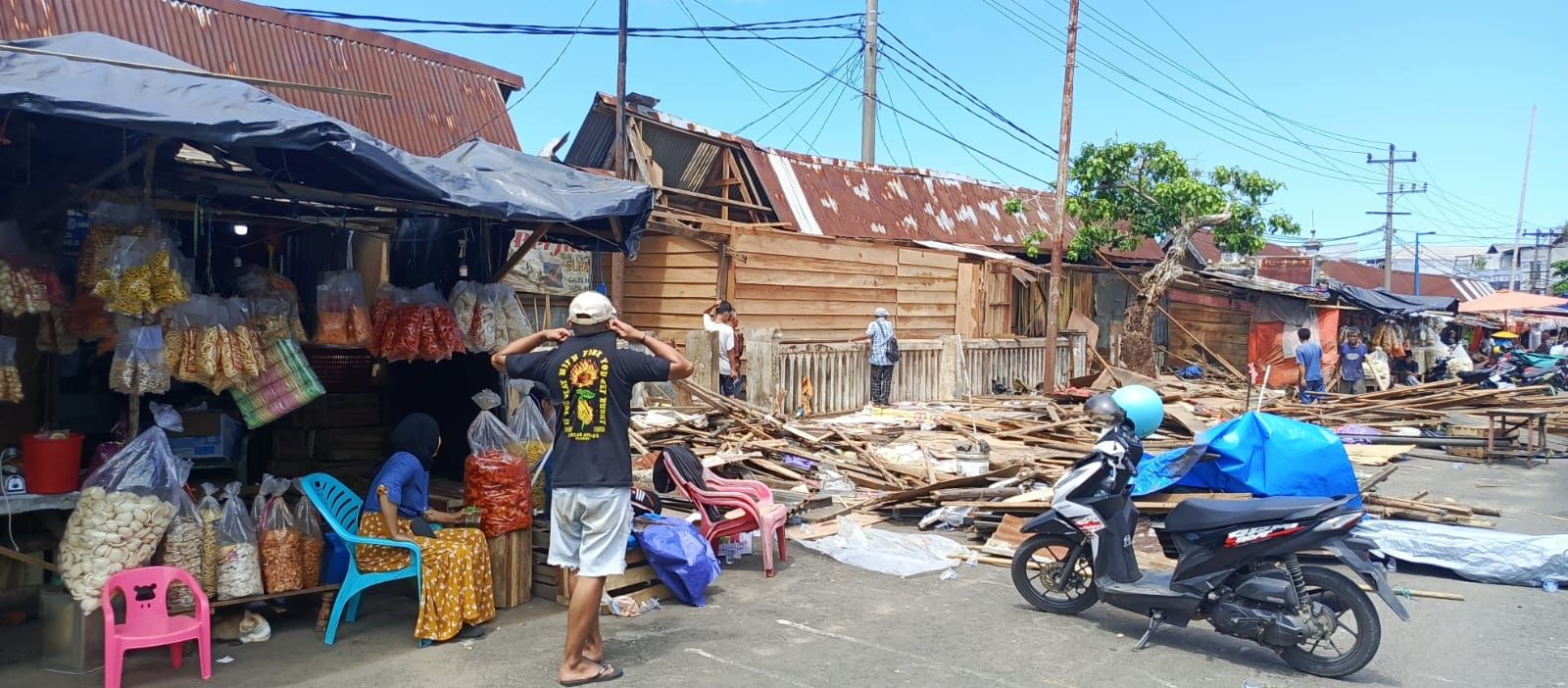 Puluhan Lapak PKL di Pasar Panorama Dibongkar, Pemkot Tegaskan Larangan Jualan di Trotoar