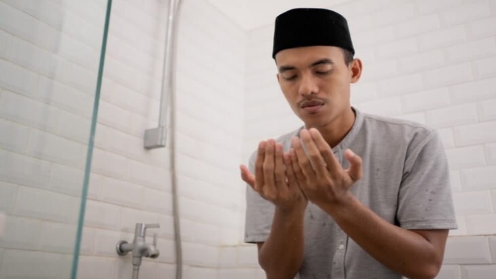 Niat Serta Tata Cara Mandi Sunnah Memasuki Puasa Ramadan