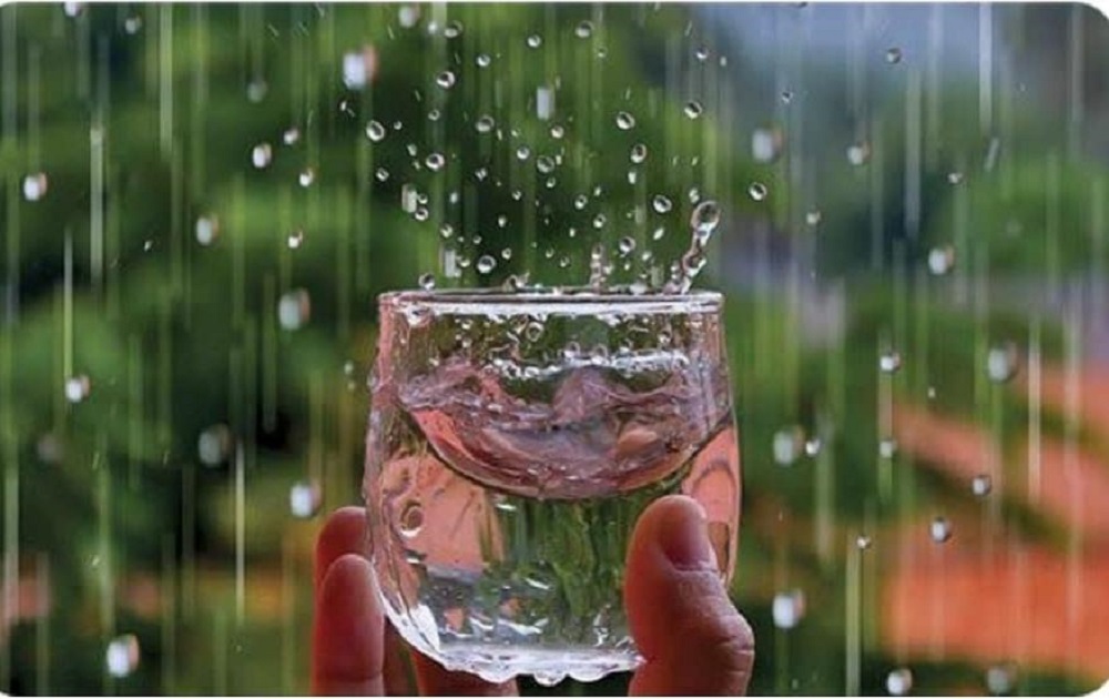 Amankah Air Hujan Dikonsumsi? Begini Penjelasannya