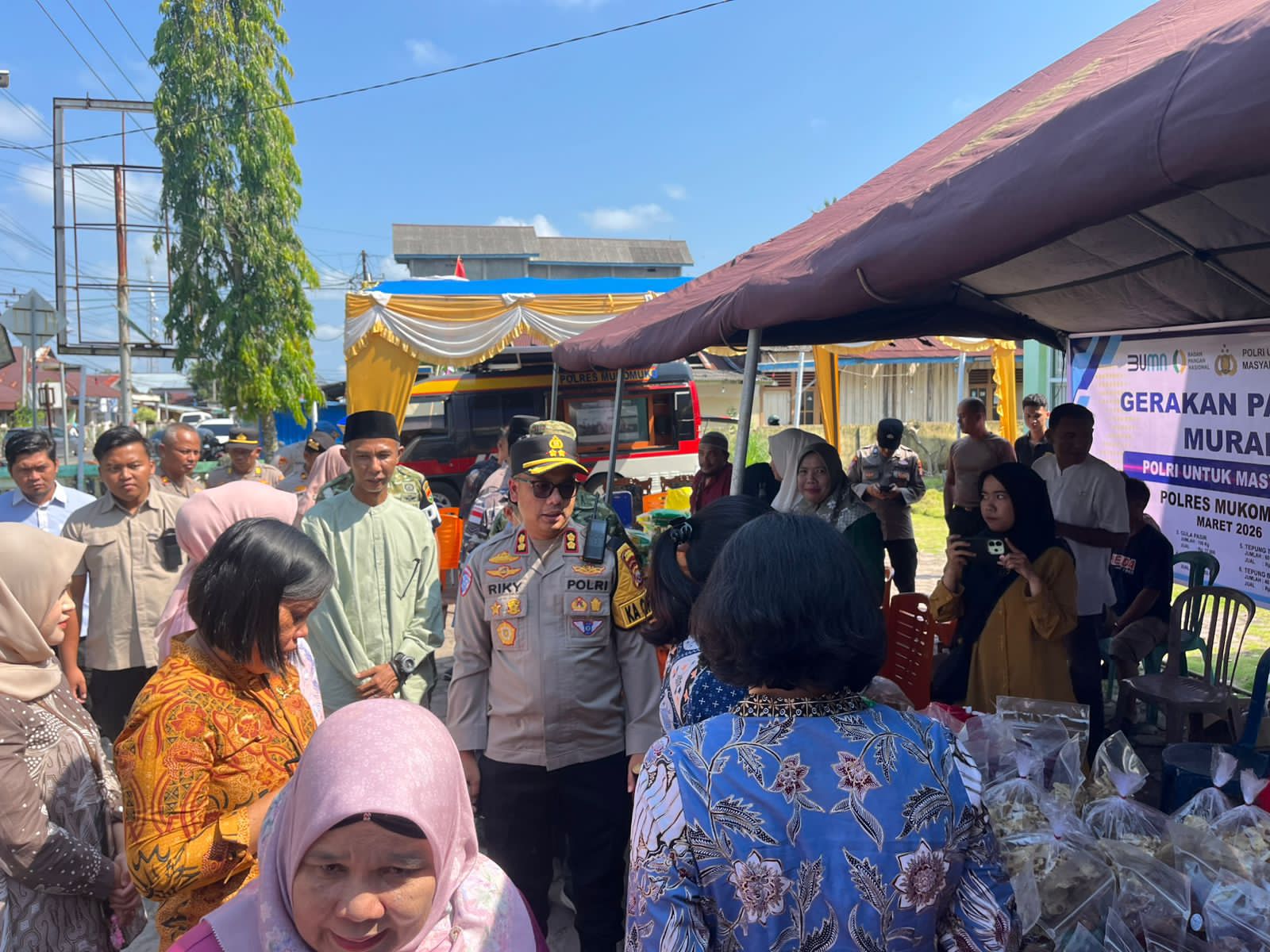 Bantu Warga Dapat Sembako Murah, Polres Mukomuko Gelar Gerakan Pangan Murah