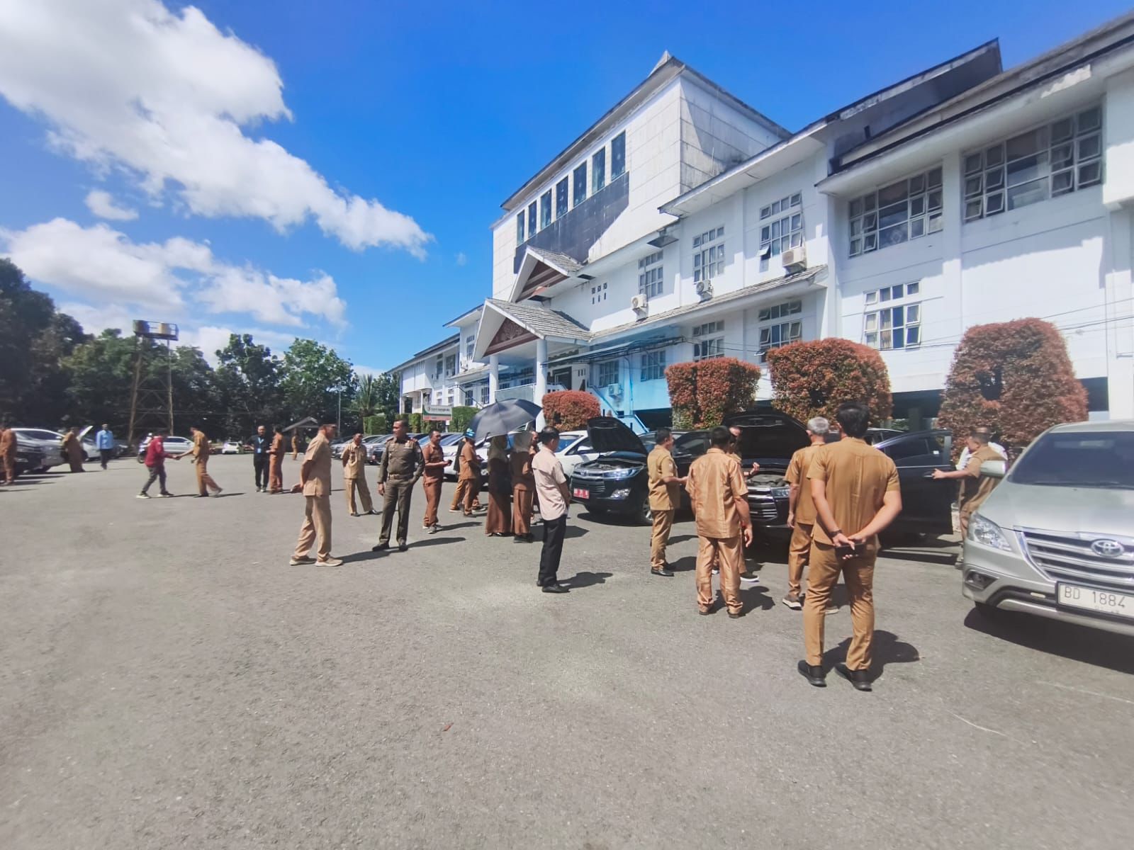 Bupati Mukomuko Mulai Tertibkan Aset Daerah, Puluhan Kendaraan Dinas Diperiksa
