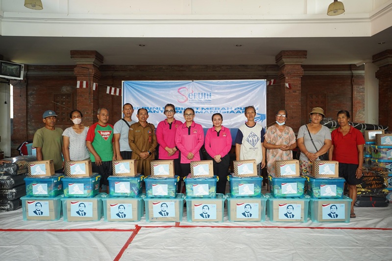 Sentuhan Kemanusiaan Bhayangkari, Korban Banjir Bali Dapat Perhatian Langsung