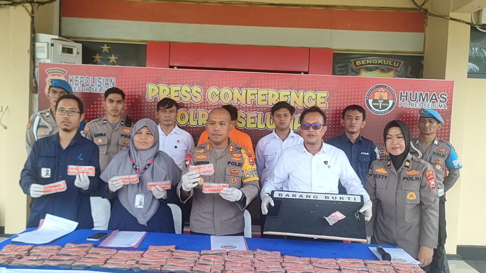 Polres Seluma Bongkar Sindikat Obat Batuk Ilegal, 9.500 Butir Samcodin Disita