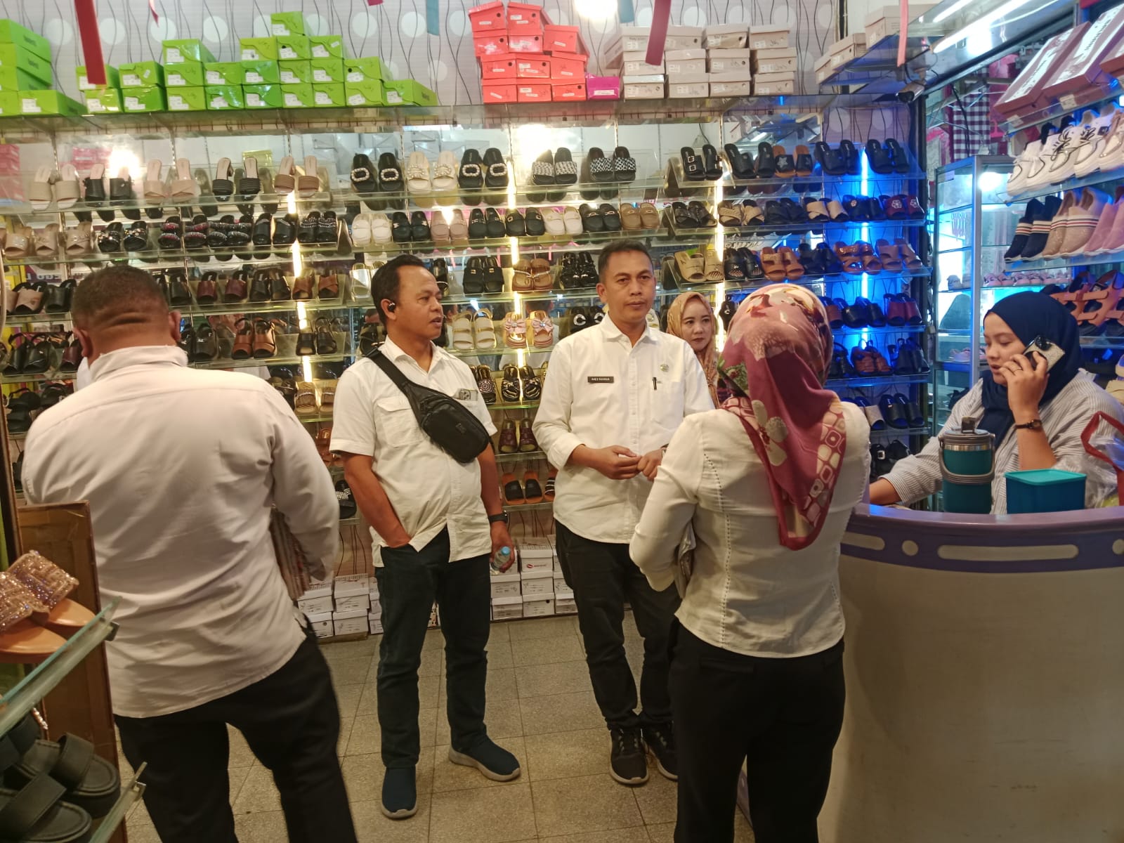 Disperindagkop Rejang Lebong Turun Langsung ke Pasar, Evaluasi Retribusi dan Dorong Digitalisasi Pedagang