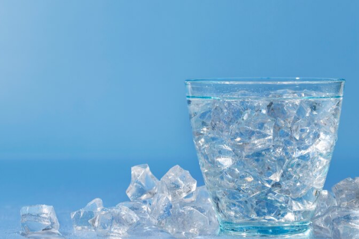 Menakjubkan! 10 Manfaat Batu Es untuk Kulit yang Perlu Kamu Ketahui