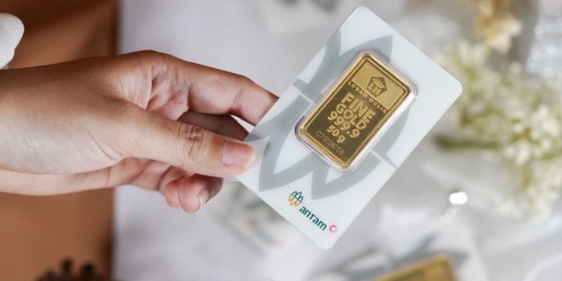 Emas Antam Terus Melaju, Harga Tembus Rp2,92 Juta per Gram di Akhir Pekan