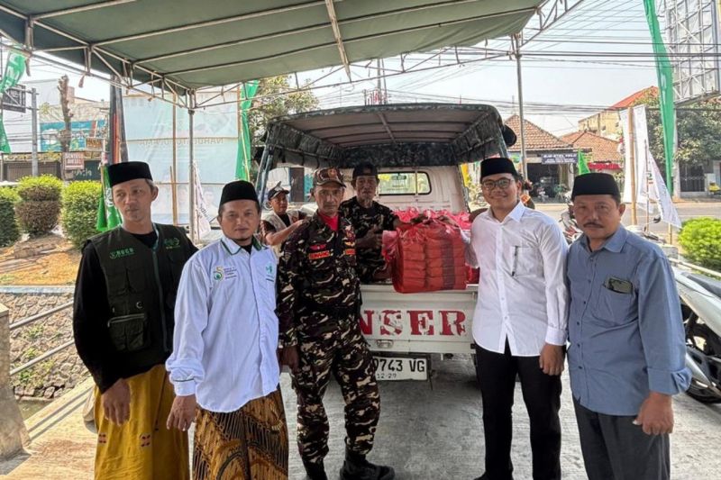 Muktamar NU Diguyur 12 Ribu Porsi MBG, Warga Sumbang Beras hingga Sapi