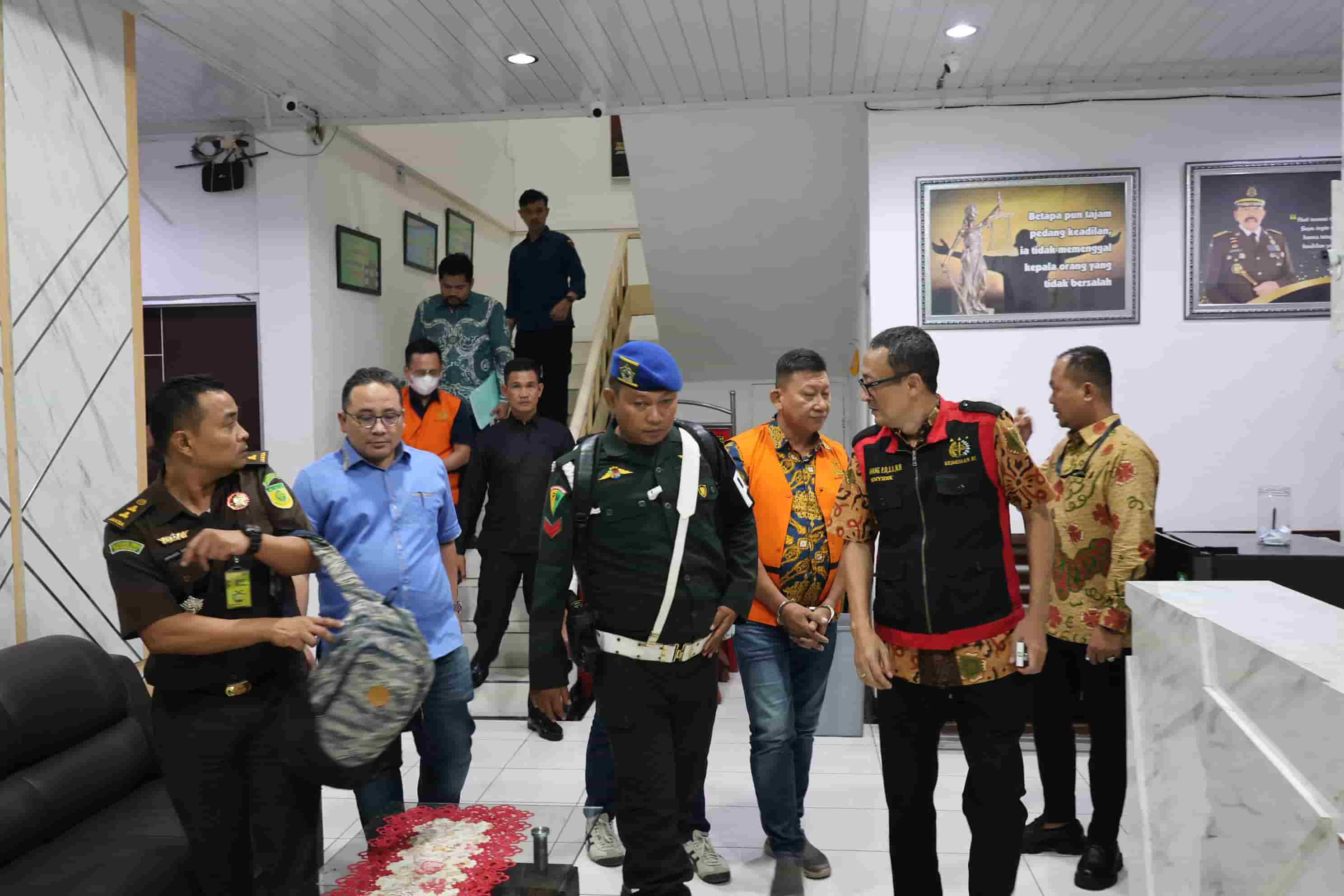 Rp71 Miliar Dicairkan Sebelum Penahanan, Dua Tersangka Baru Kasus Tambang Bengkulu Ditahan