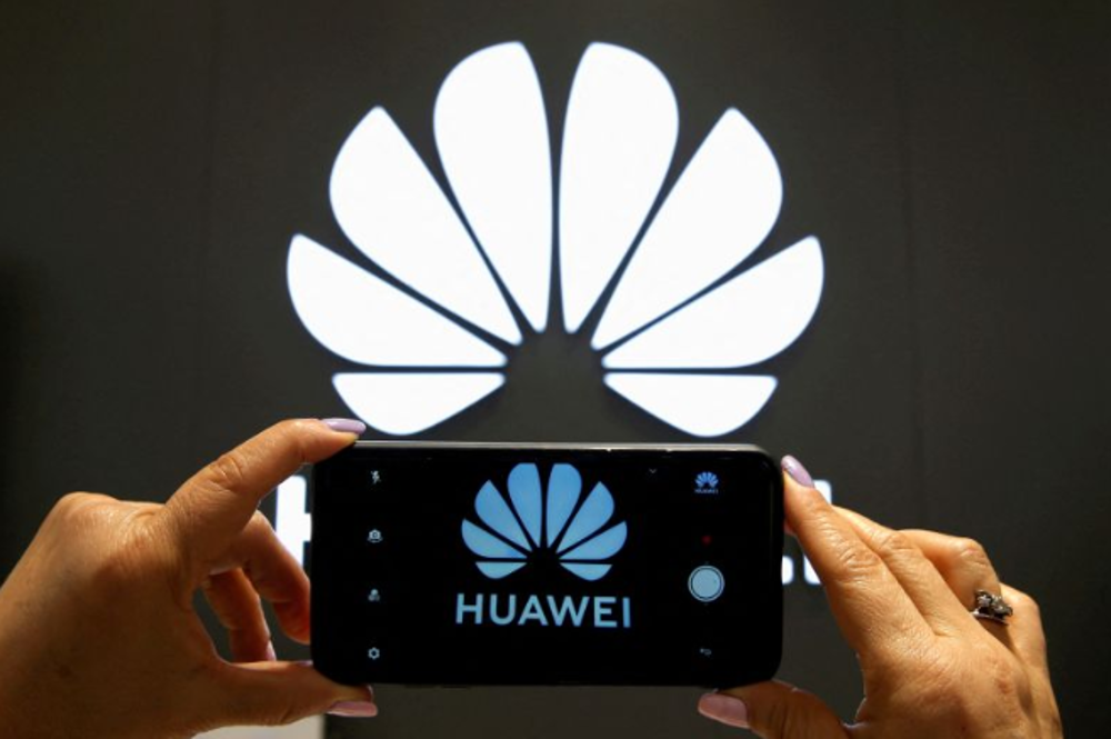 Huawei Optimis Raih Pendapatan Rp1,5 Kuadriliun pada 2023