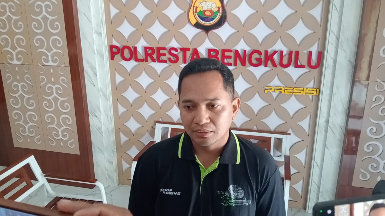 Pemuda Ratu Samban Terancam 5 Tahun Penjara, Kronologi Penusukan Dua Temannya Sendiri Gegara Cekcok Mabuk
