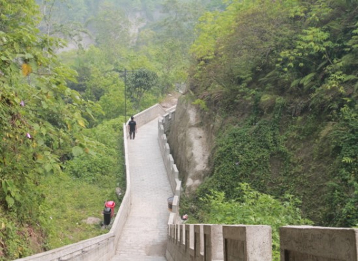 Janjang Koto Gadang, Tembok Sepanjang 1,5 Kilometer, Dikelilingi Hutan dan Tebing Curam