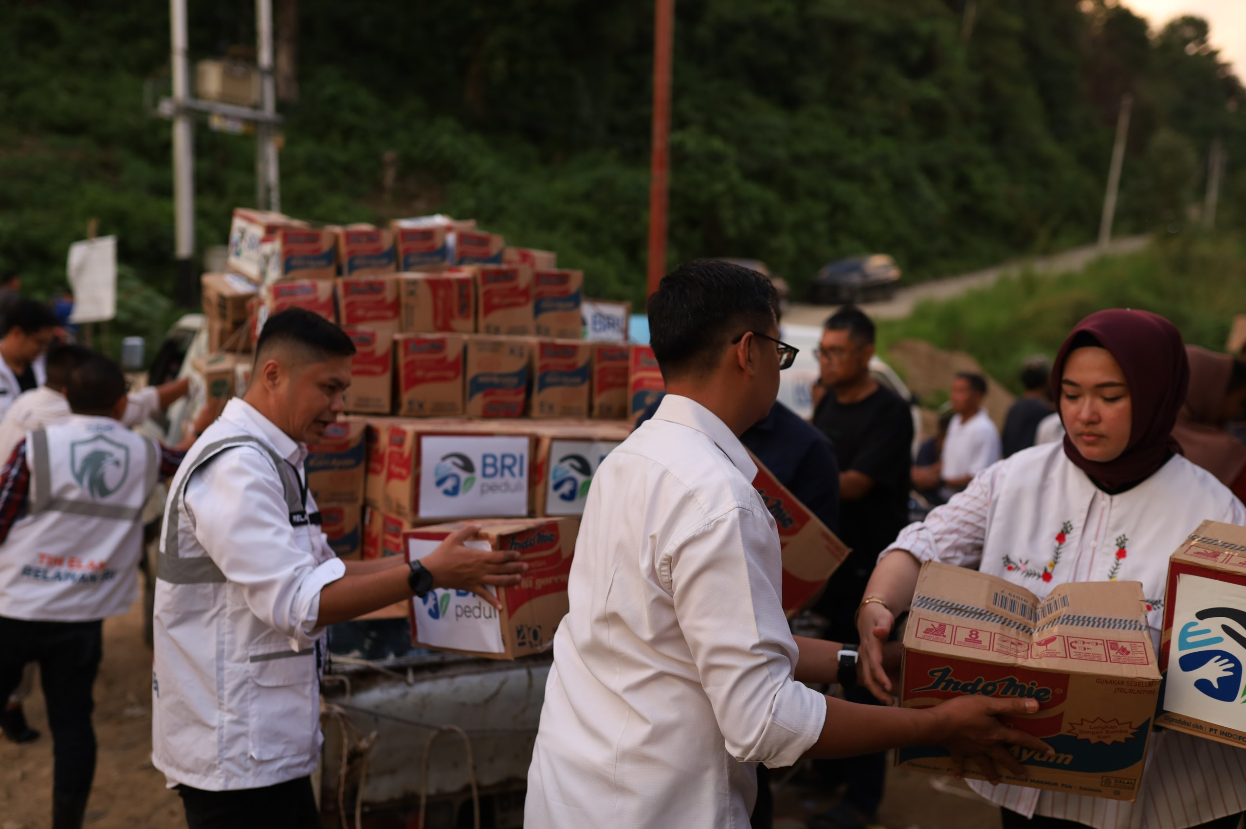BRI Terus Salurkan Bantuan Bencana di Sumatera, Jangkau Lebih dari 70 Ribu Masyarakat Terdampak