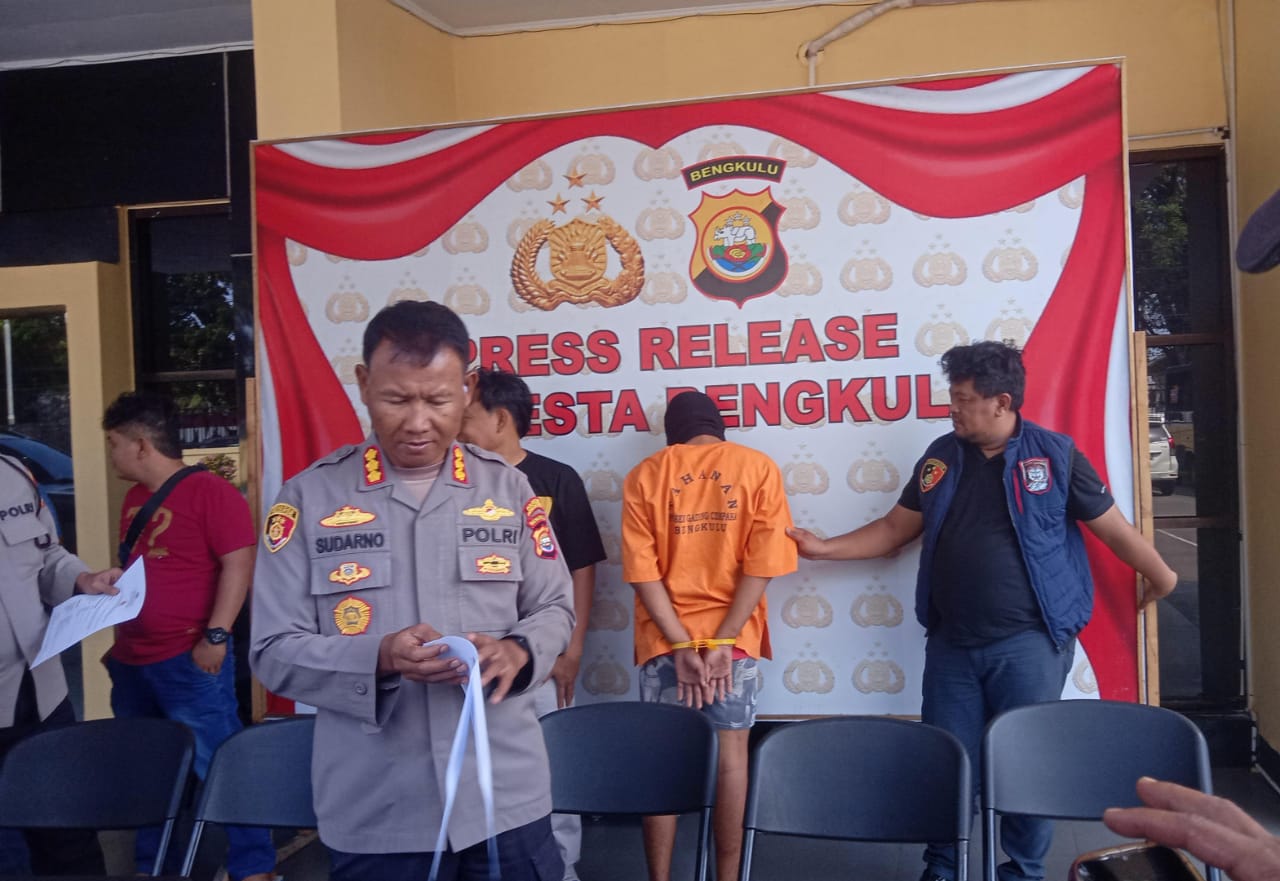 Begal Sadis di Bengkulu Tikam Korban Pakai Batu dan Pisau, Uang Rp1,3 Juta Raib