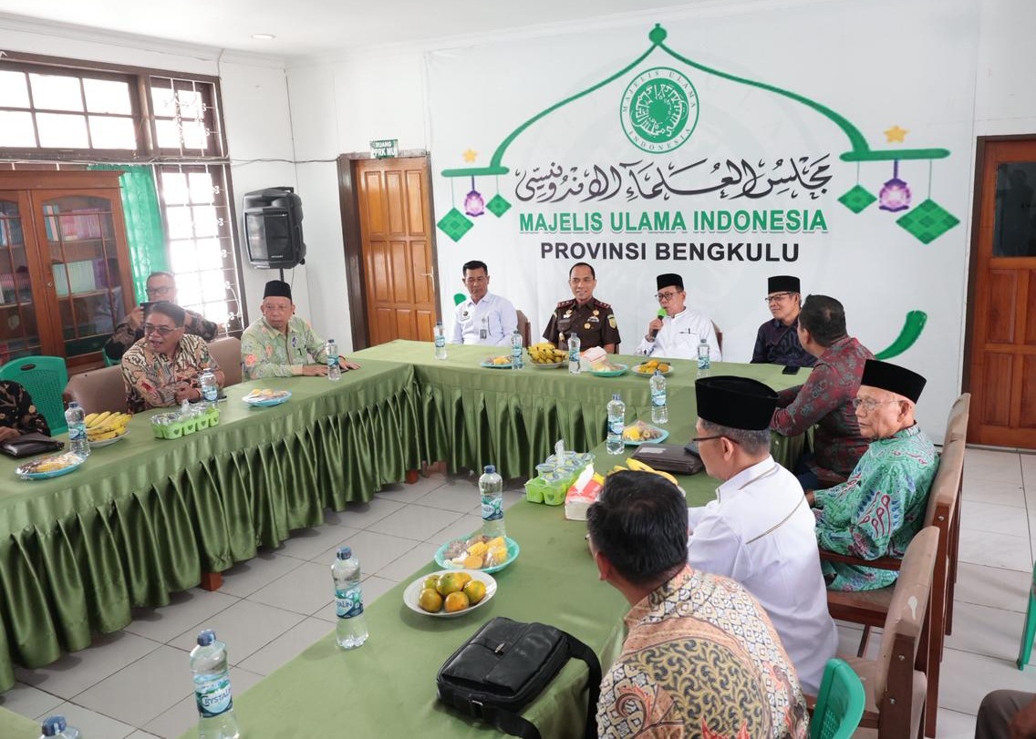Kajati Bengkulu Pimpin Kunjungan Panitia Natal Oikumene ke MUI, Pekuat Sinergi Antarumat Beragama