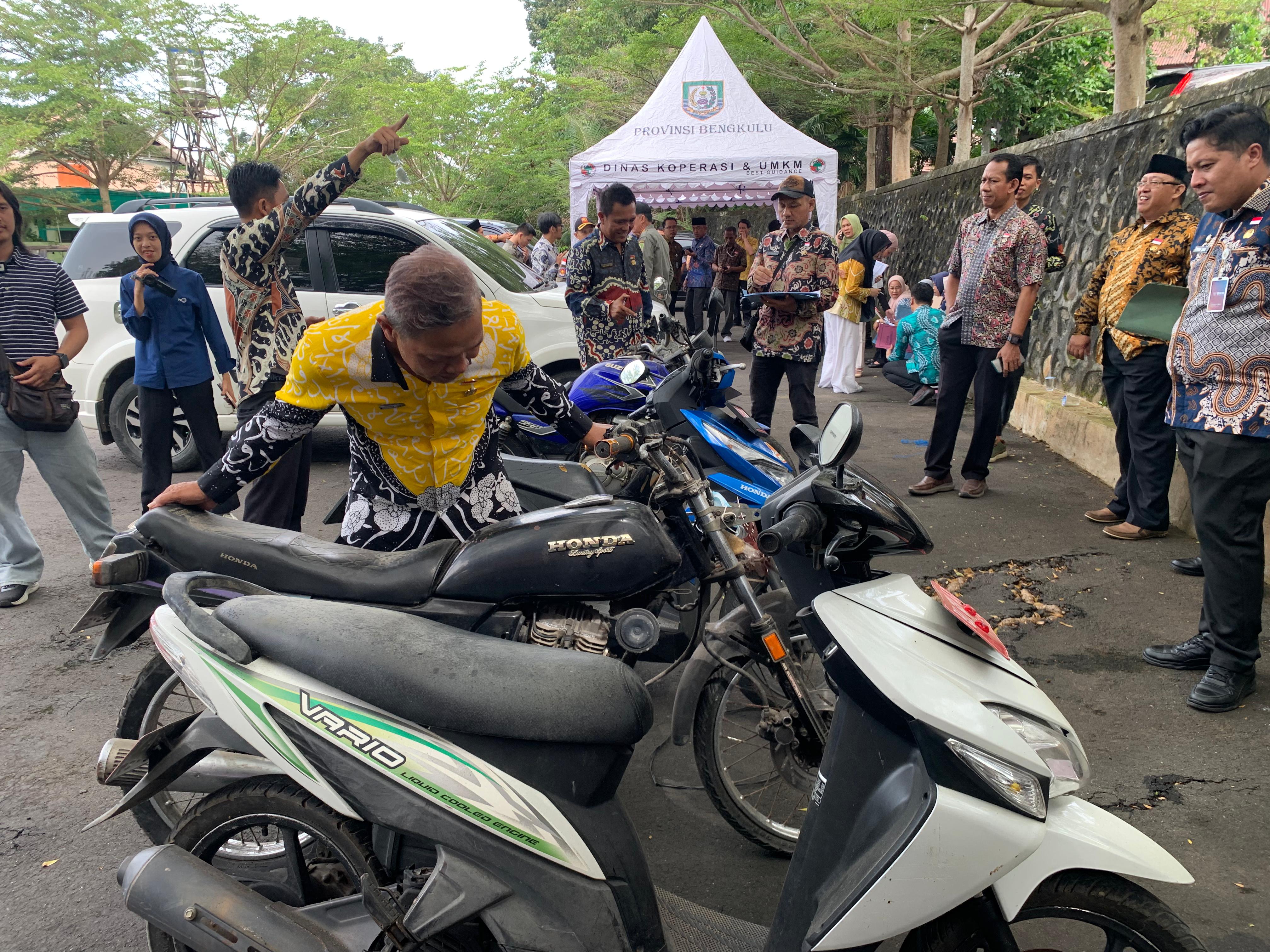 211 Kendaraan Dinas Pemprov Bengkulu Mati Pajak, Bapenda Siapkan Penertiban Ulang