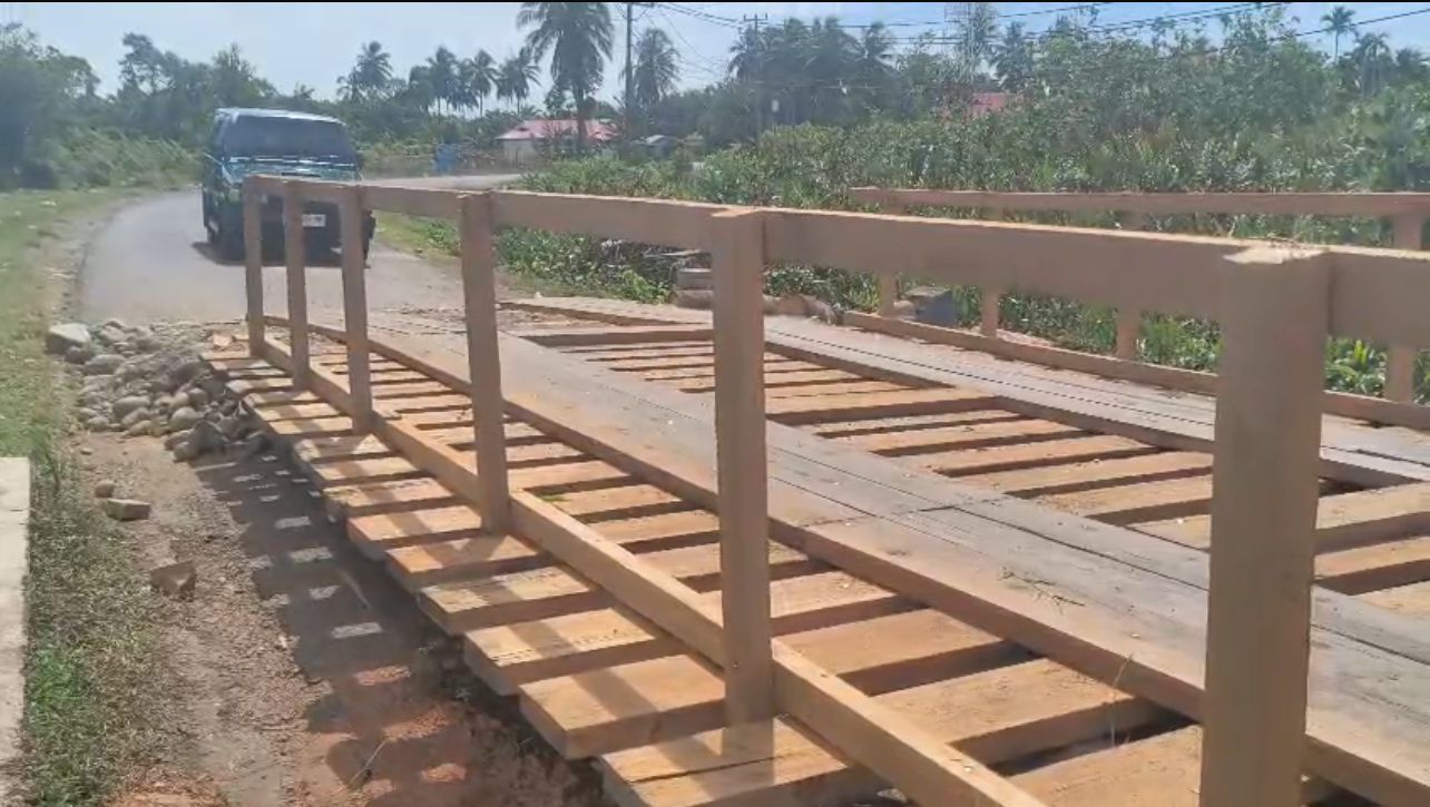 Akses Antar Desa di Mukomuko Rusak Parah, Dinas PUPR Lakukan Perbaikan Darurat