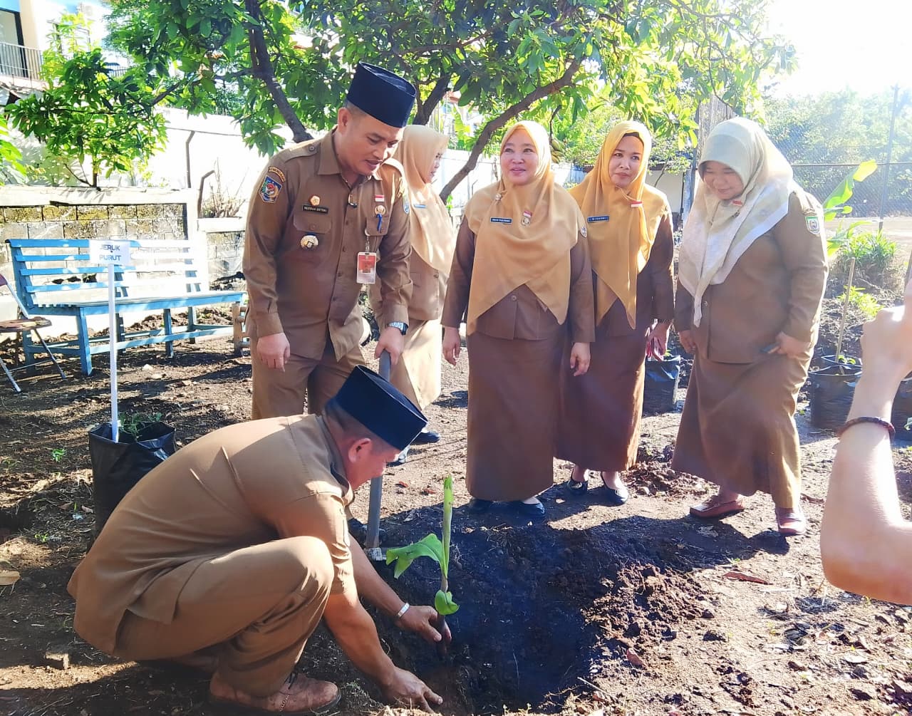 Sekda Bengkulu Apresiasi Kebun Bantu Rakyat Dinas ESDM, Jadi Contoh Inovasi OPD