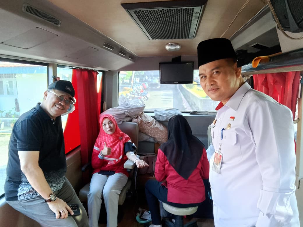 Sekda Bengkulu Dorong Budaya Peduli, Apel Pagi Inspektorat Dilanjutkan Aksi Donor Darah