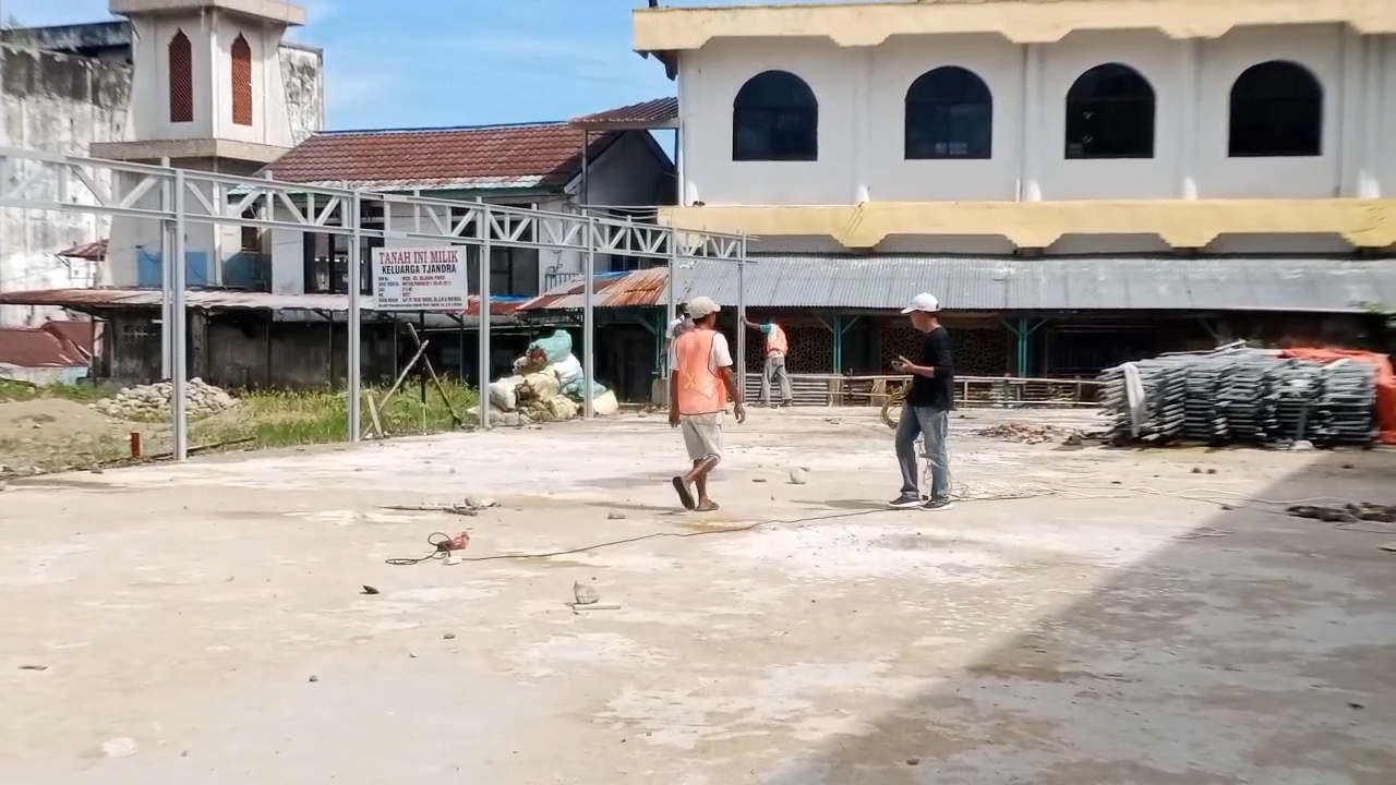 Pemkot Bengkulu Bongkar Awning di PTM, Tegaskan Kepatuhan Hukum
