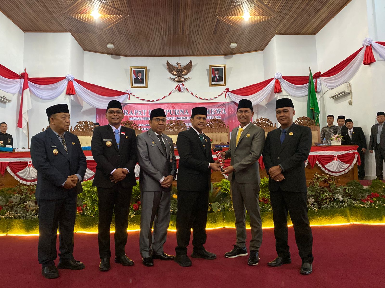 April Yones Resmi Ketuai DPRD Seluma 2024–2029