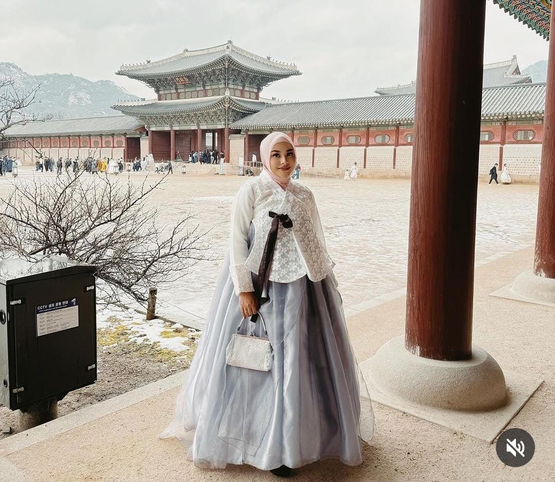 Penampilan Aurel Hermansyah Dihujat Saat Liburan di Korea, Netizen Bandingkan Sebelum Menikah 