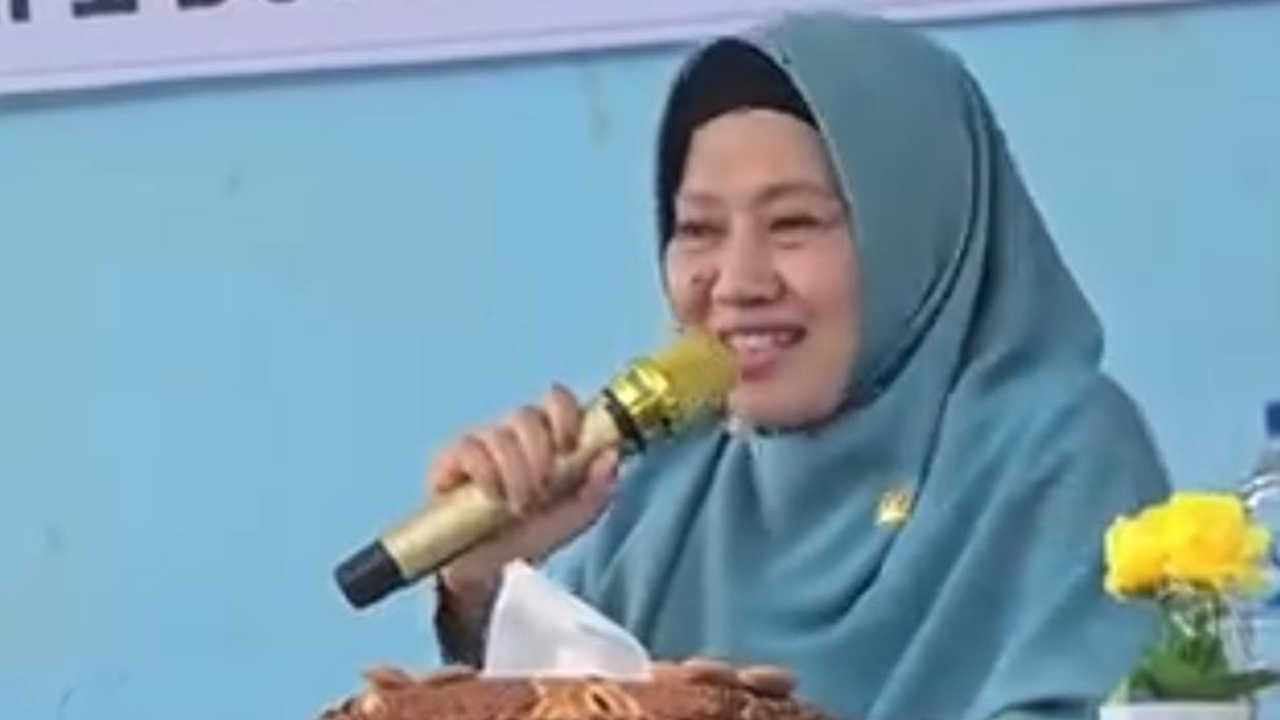 Saat Reses Dwi Ratnawati Ajak Masyarakat Doakan Warga Aceh, Sumut dan Sumbar