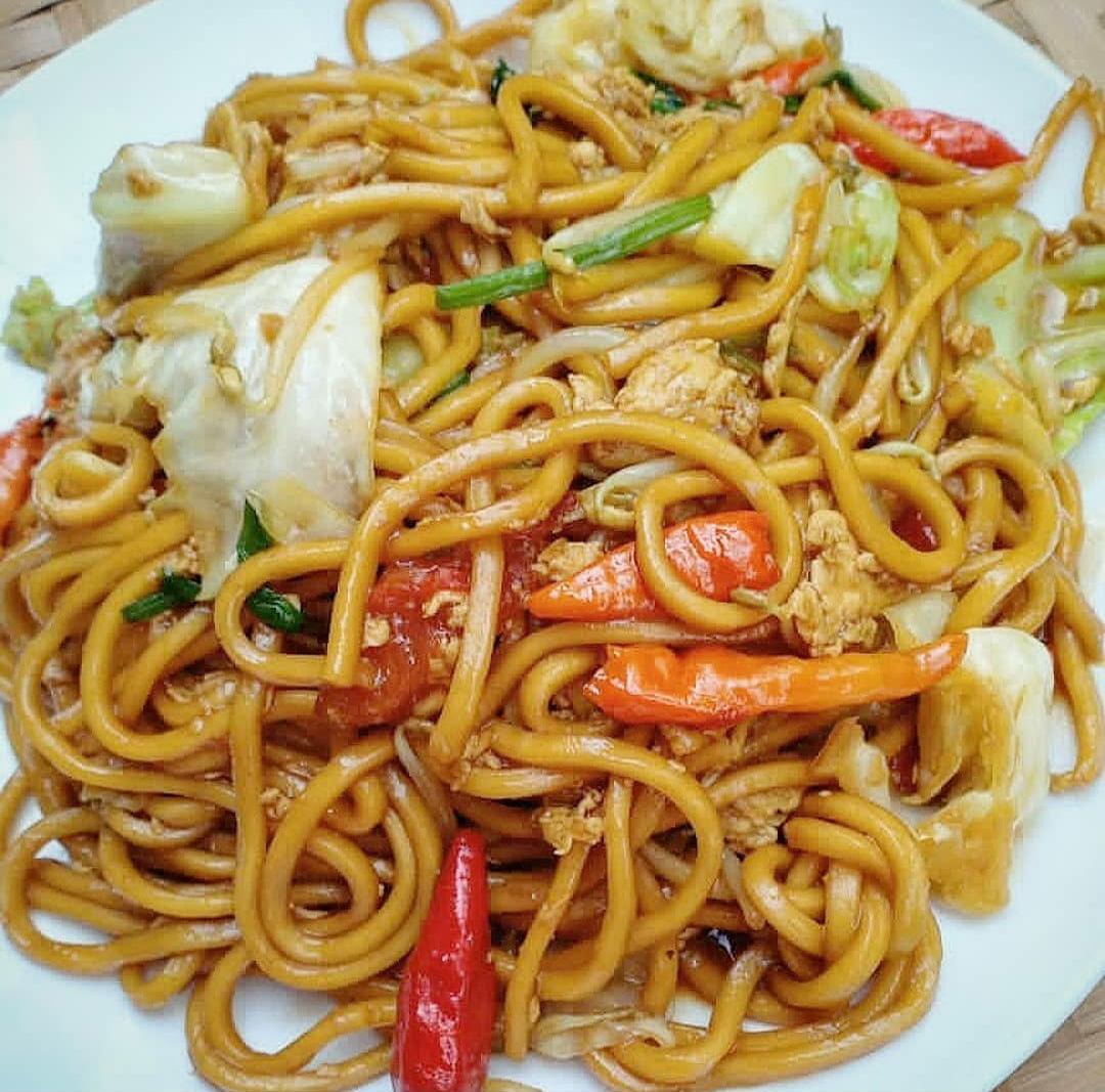 3 Resep Mie Tek Tek Enak, Santapan Nikmat Disaat Hujan