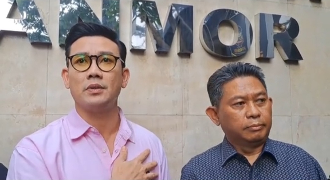 Denny Sumargo Laporkan Farhat Abbas karena Merasa Terganggu, Ini Kronologinya