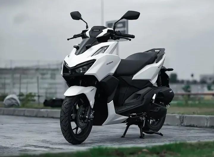 Jangan Salah Pilih! Ini 8 Motor Paling Laris di Indonesia yang Jadi Incaran Semua Kalangan