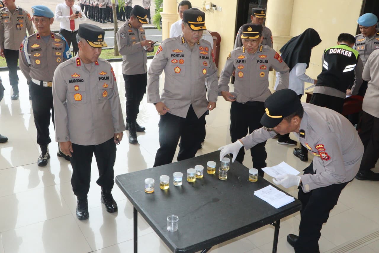 Usai Apel Bersama, Polda Bengkulu Gelar Tes Urine Mendadak