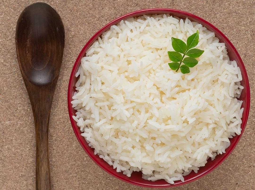 Cara Memasak Nasi Putih yang Benar dan Manfaat Mengonsumsi Nasi Putih