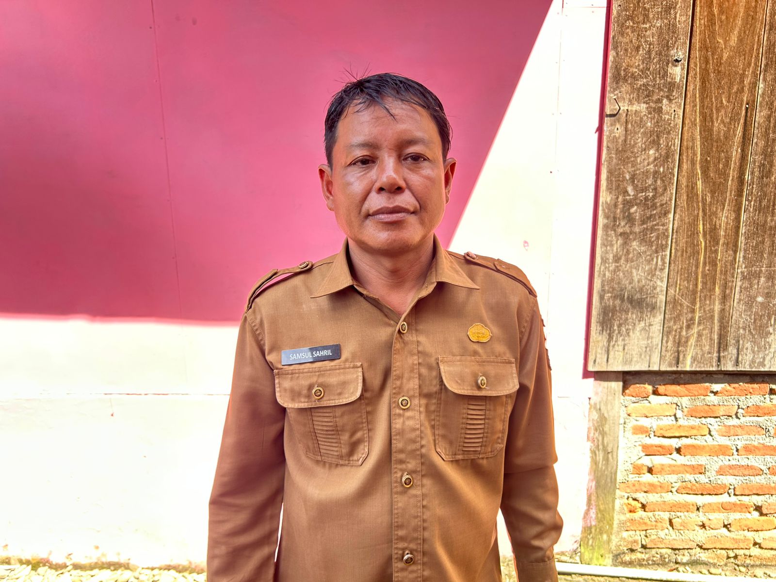 Dari Sopir Karet ke Kepala Desa Dua Periode, Ini Kisah Inspiratif Samsul Sahril