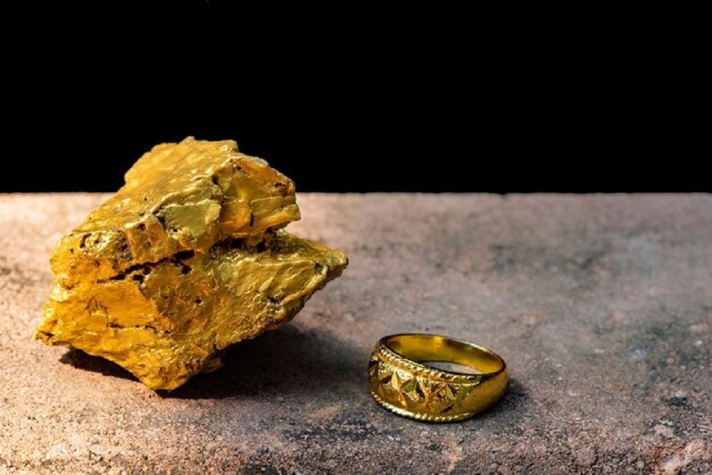 Mana yang Lebih Untung, Investasi Perhiasan Emas Atau Logam Mulia? Pahami Kelebihan dan Kekurangannya di Sini